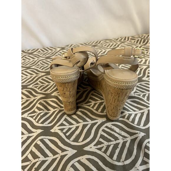 Aldo Beige Platform Shoes with Bow size 10 - Picture 4 of 4